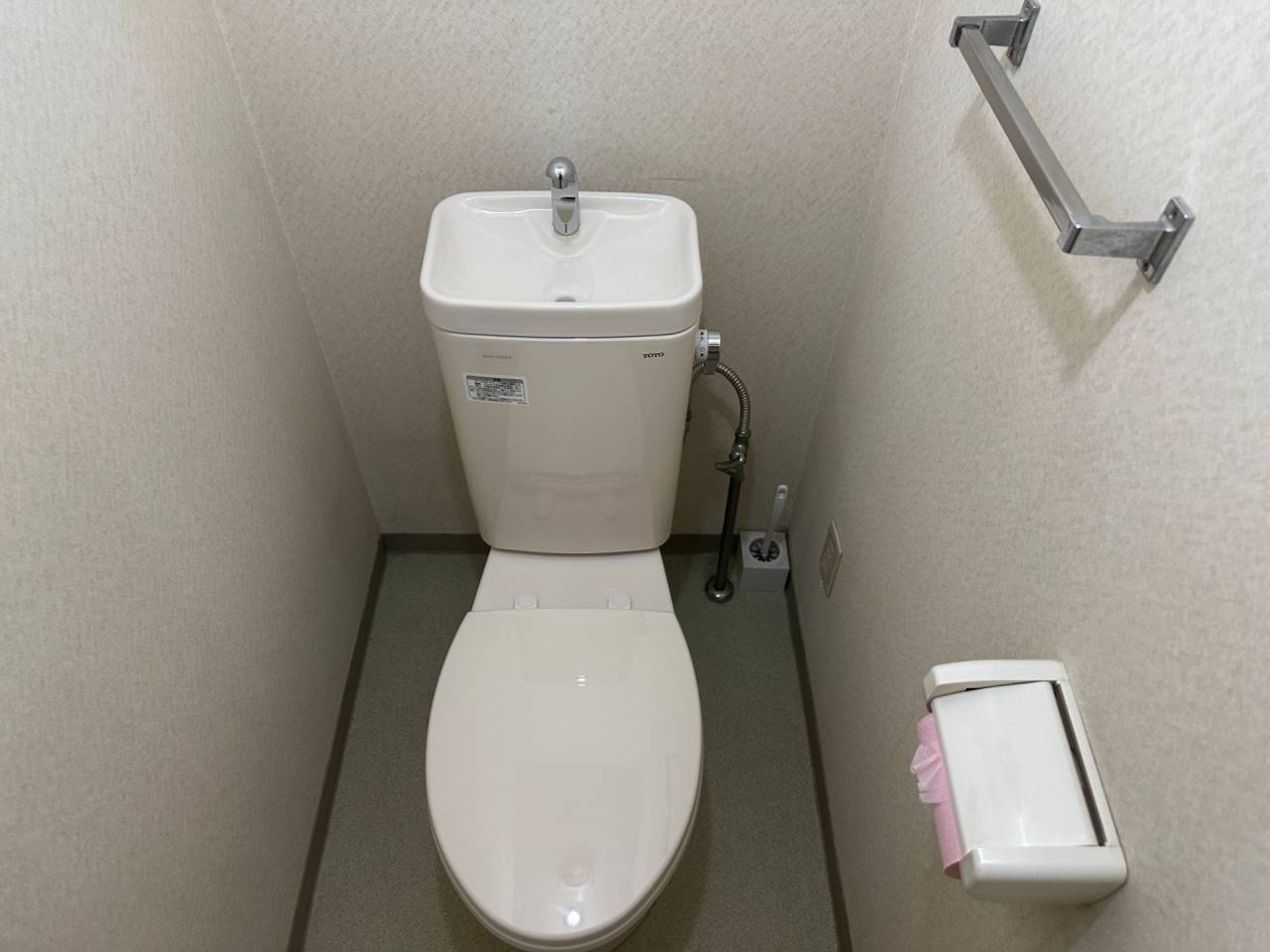 大阪市天王寺区　分譲マンションのトイレ取替リフォーム工事　ＴＯＴＯ　ピュアレストＭＲ