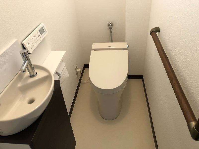 大阪市東住吉区　戸建て住宅のトイレ取替リフォーム工事