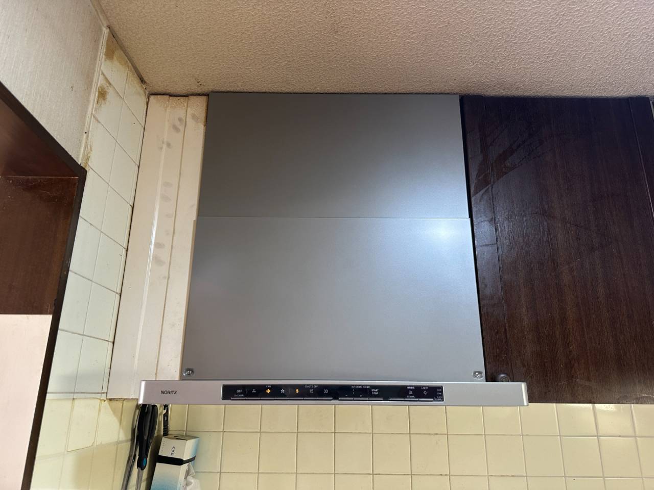 大阪市阿倍野区　戸建て住宅のレンジフード取替リフォーム工事