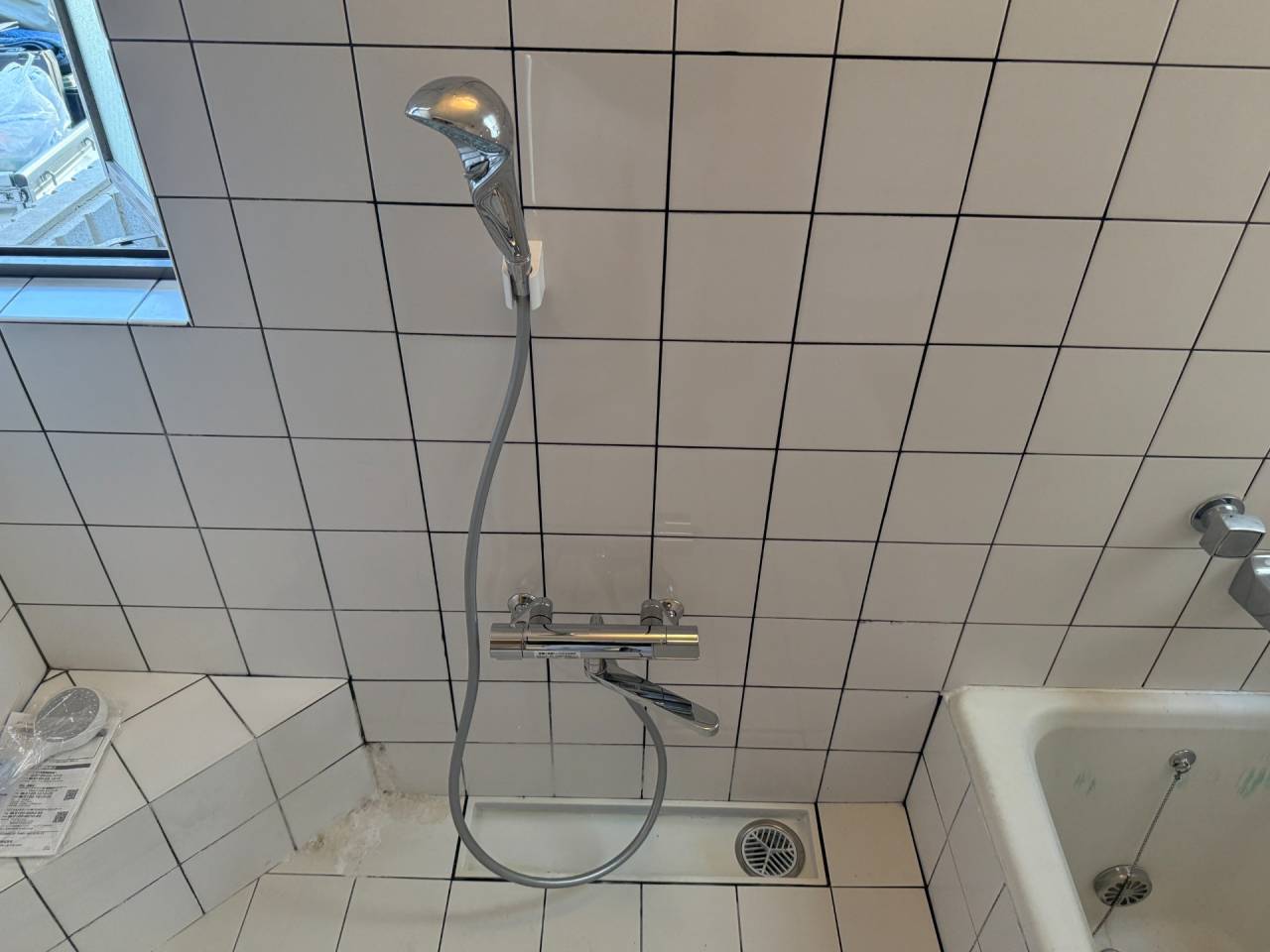 大阪市阿倍野区　戸建て住宅の浴室シャワー水栓取替リフォーム工事