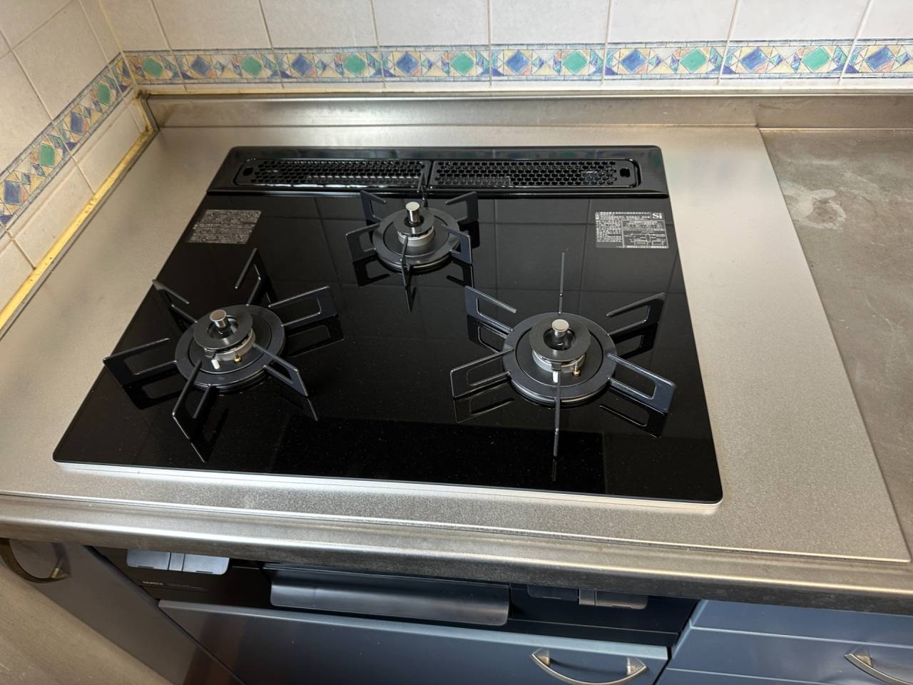 大阪市天王寺区　戸建て住宅のビルトインコンロ取替リフォーム工事