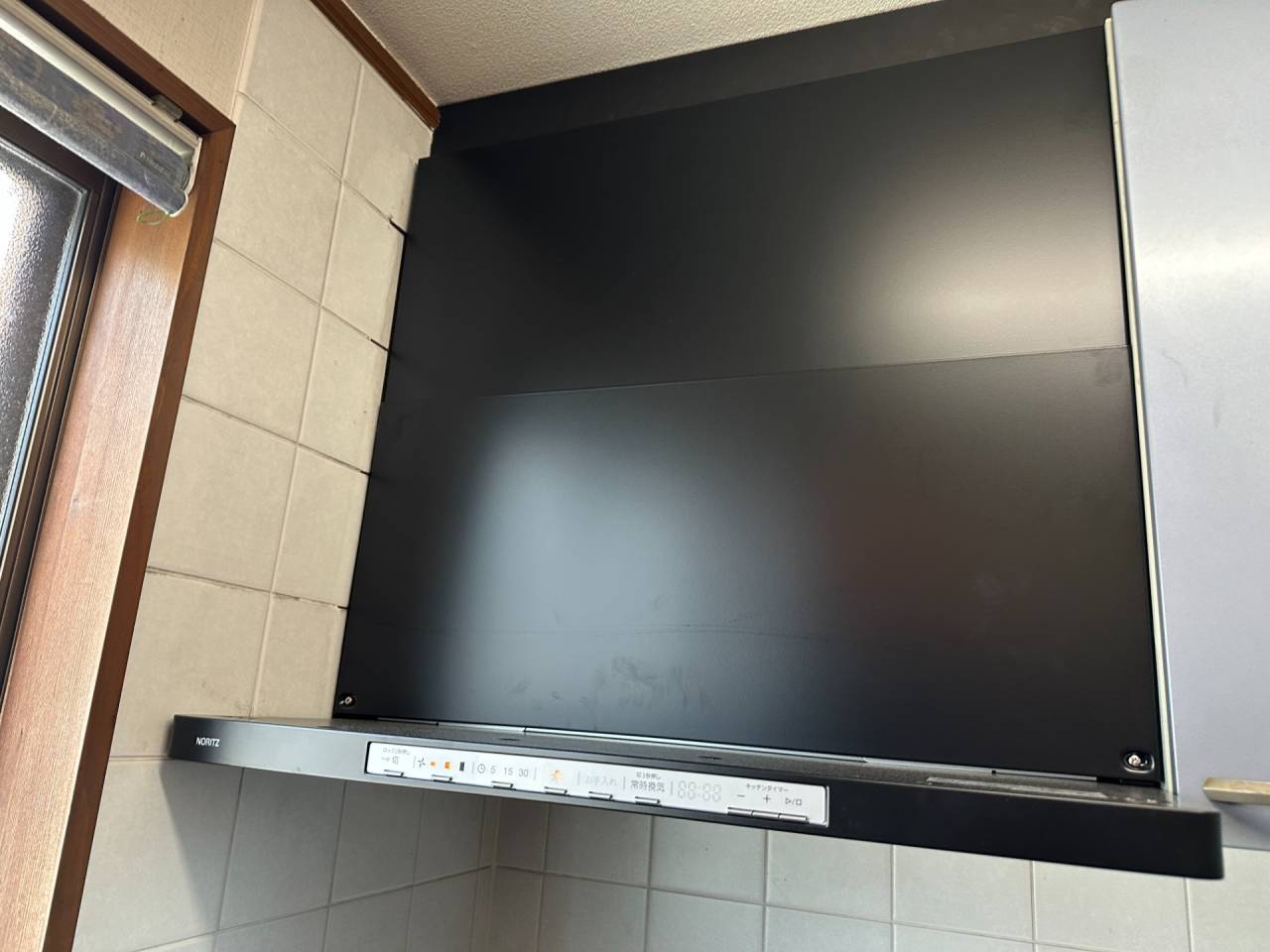 大阪市天王寺区　戸建て住宅のレンジフード取替リフォーム工事