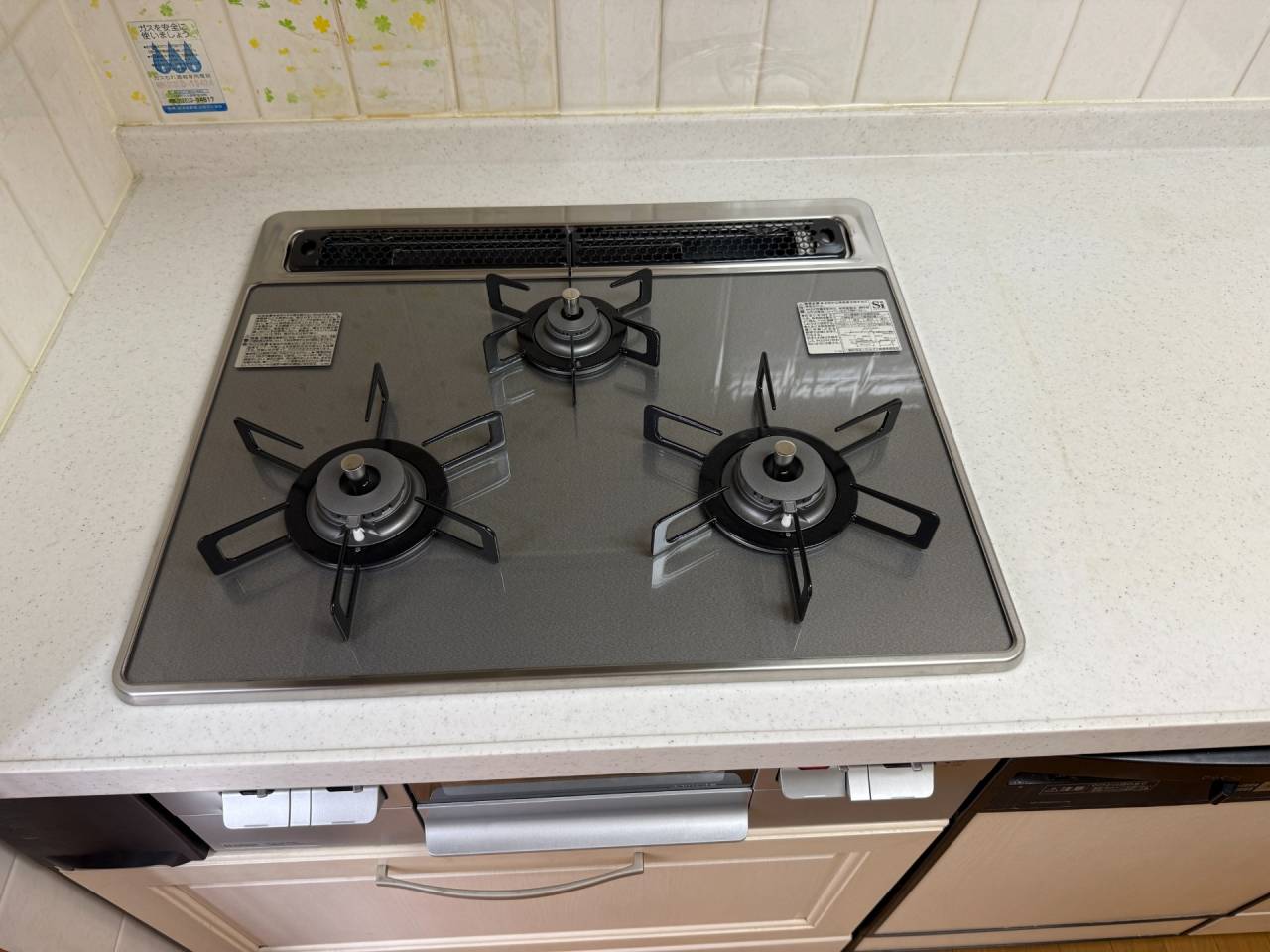 大阪市天王寺区　戸建て住宅のビルトインコンロ取替リフォーム工事