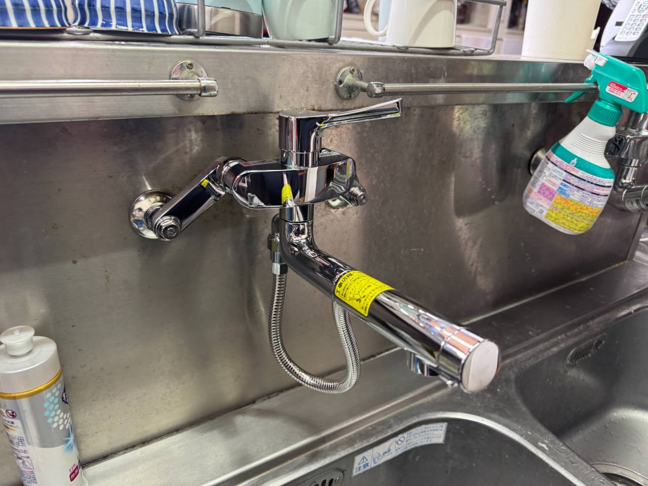 大阪市天王寺区　戸建て住宅のキッチン用蛇口取替リフォーム工事