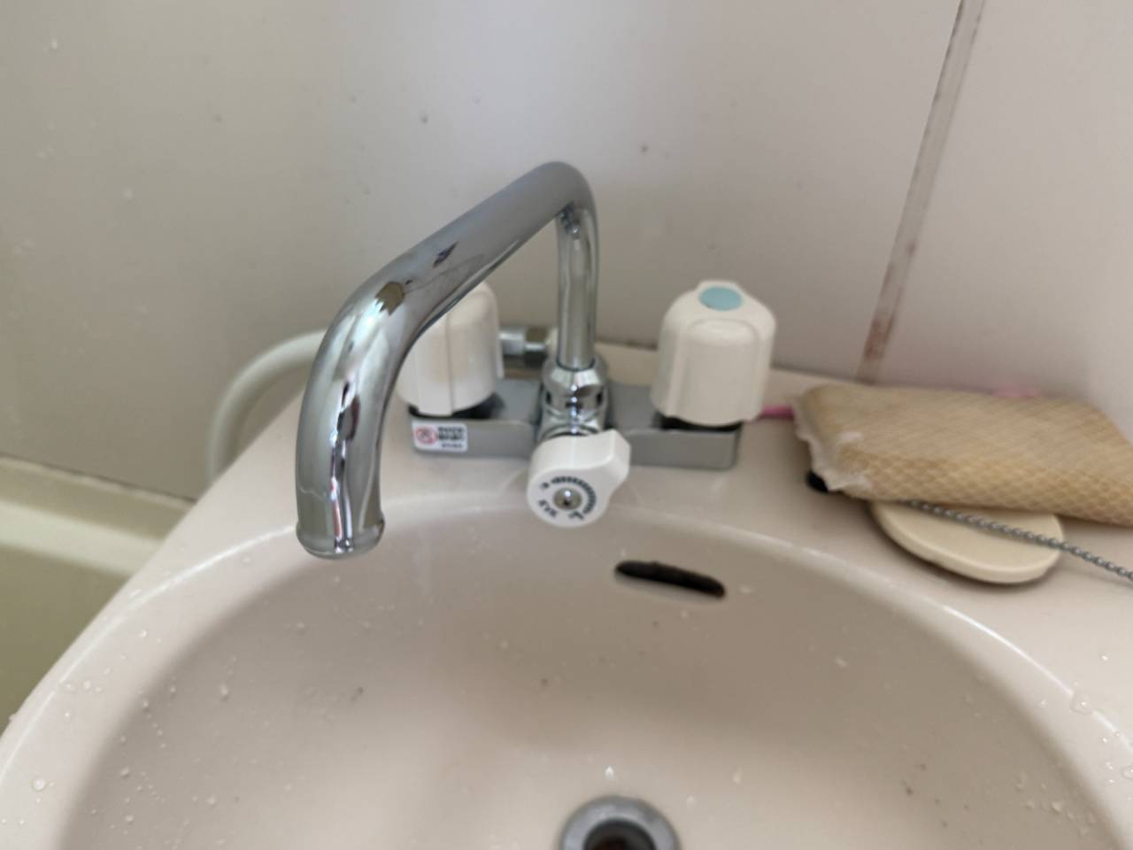 大阪市天王寺区　マンションの浴室水栓の取替リフォーム工事