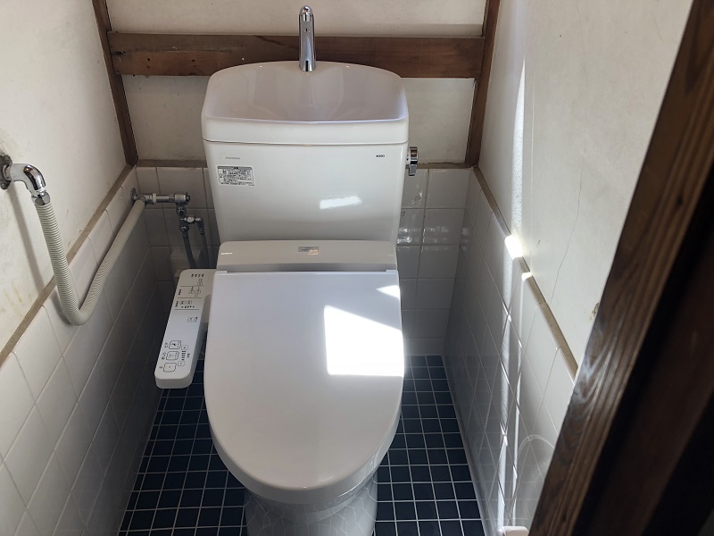 大阪市天王寺区　TOTOピュアレスト　和式トイレから洋式トイレ　取替工事